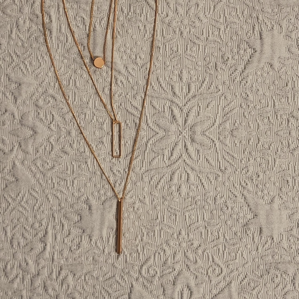 Elegant Rose Gold Layered Necklace